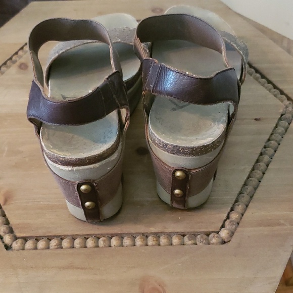 OTBT - Picture 2 of 4